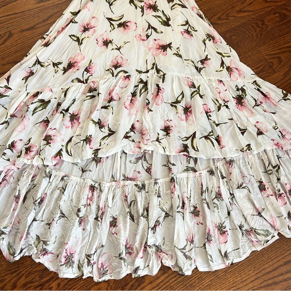 Hello Molly Floral Flare Backless Dress - Picture 12 of 16